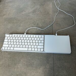 Apple White Magic Keyboard and Magic Trackpad Mouse with Case